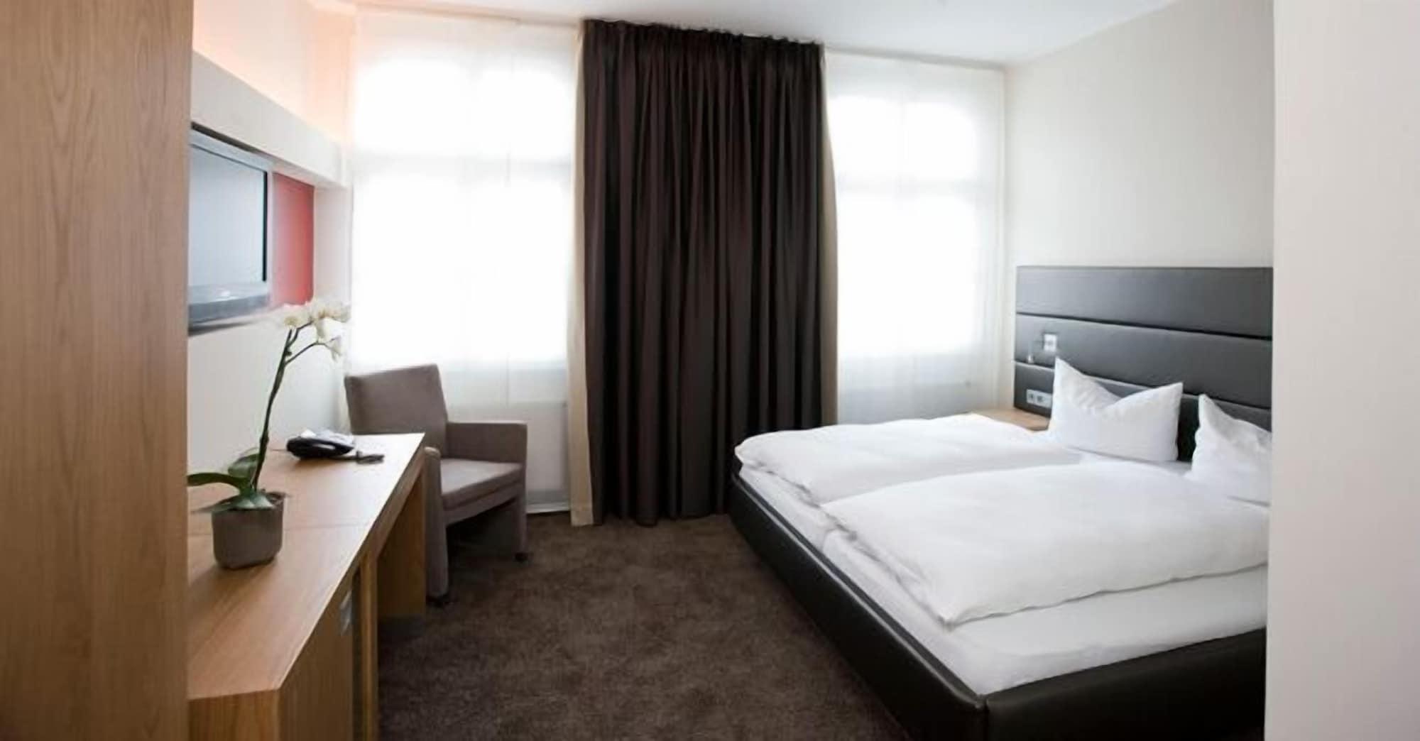 Hotel Graefrather Hof Solingen Eksteriør billede