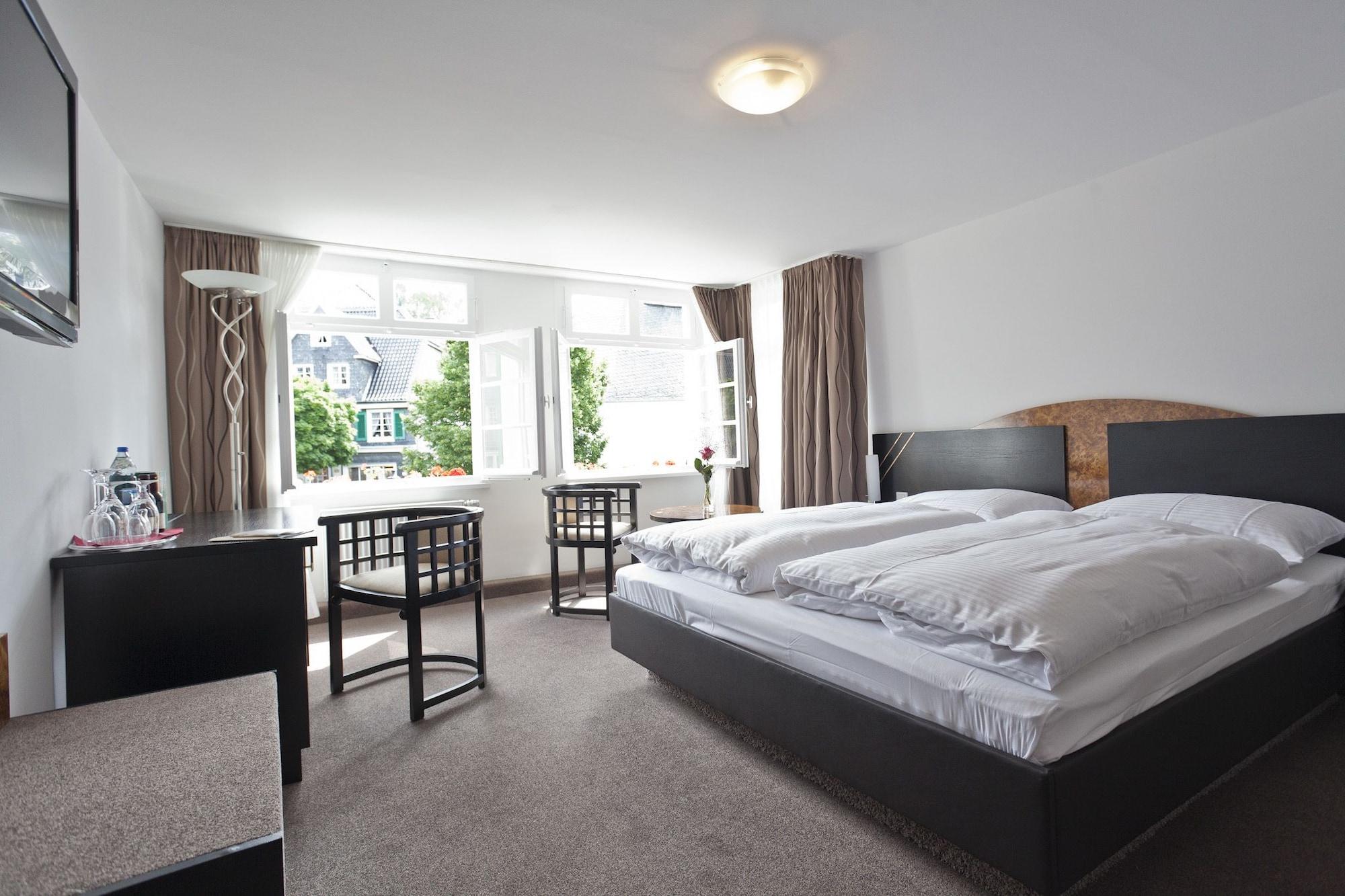 Hotel Graefrather Hof Solingen Eksteriør billede