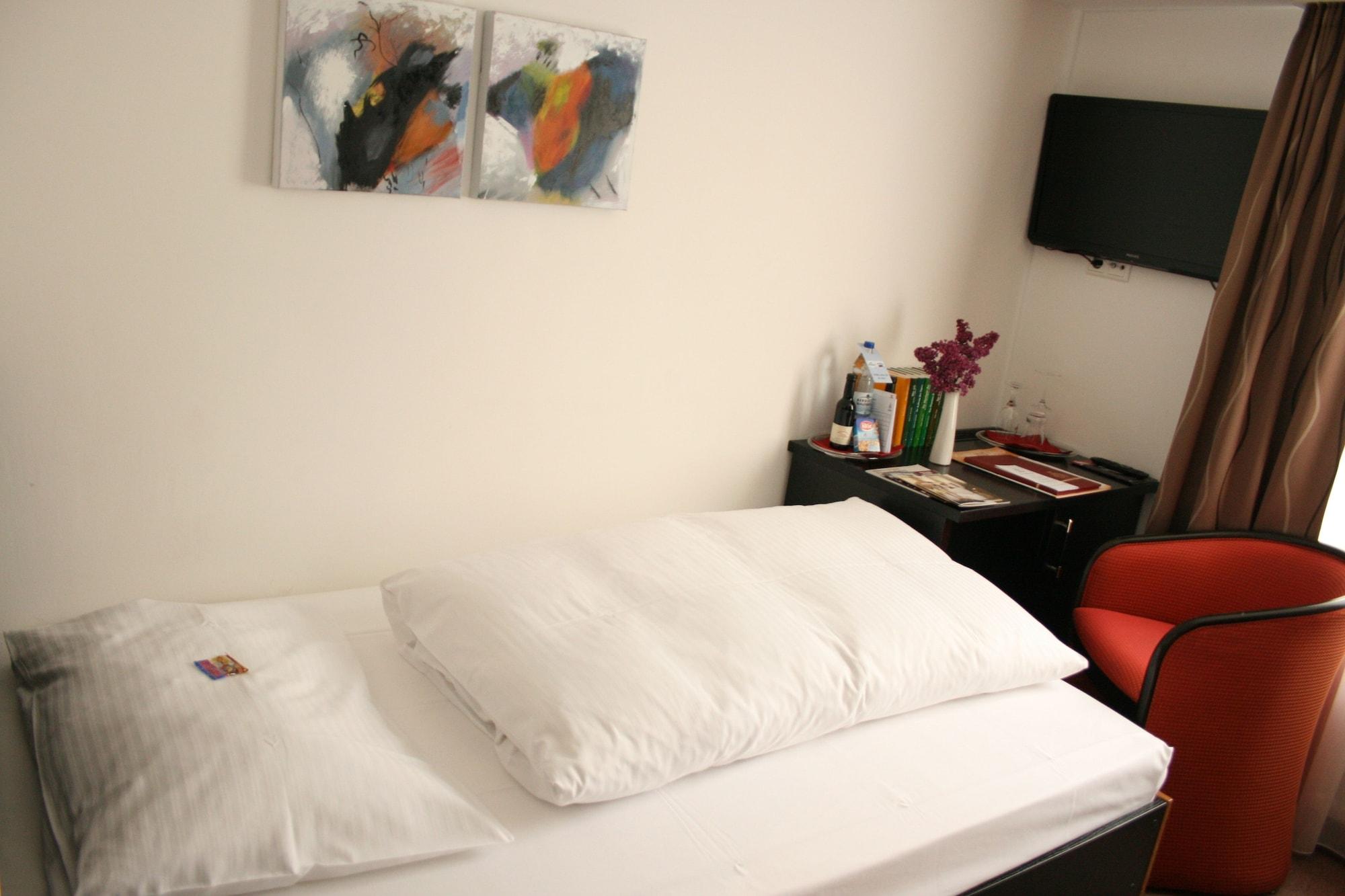 Hotel Graefrather Hof Solingen Eksteriør billede