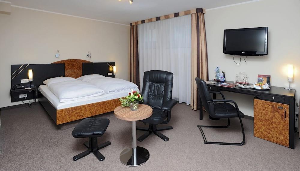Hotel Graefrather Hof Solingen Eksteriør billede